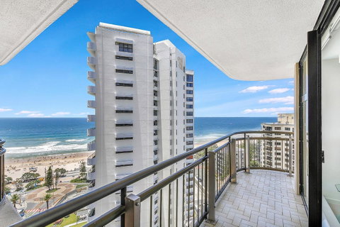 Beachcomber Holiday Apartment - Kempsey Accommodation 13