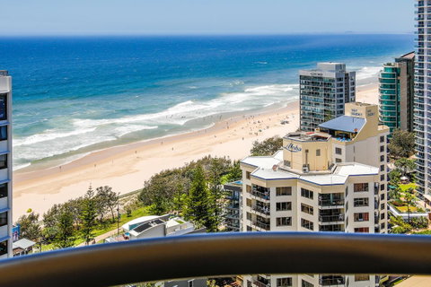 Beachcomber Holiday Apartment - Kempsey Accommodation 1