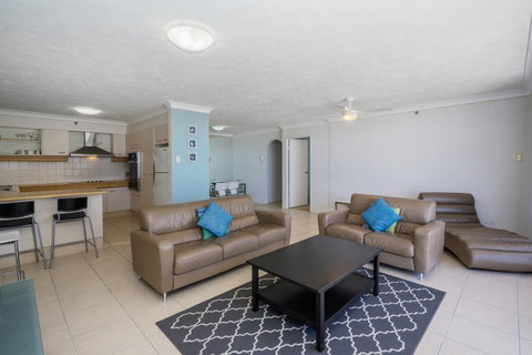 Surfers Aquarius On The Beach - Kempsey Accommodation 34