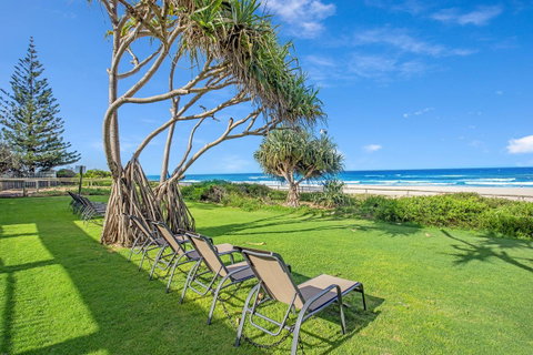 Surfers Aquarius On The Beach - Kempsey Accommodation 10