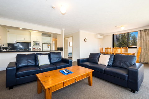 Breakers North Absolute Beachfront Apartments - Official - Kempsey Accommodation 20
