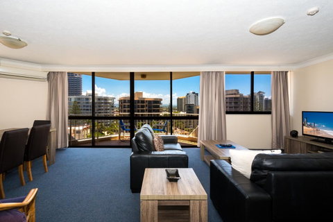 Breakers North Absolute Beachfront Apartments - Official - Kempsey Accommodation 13