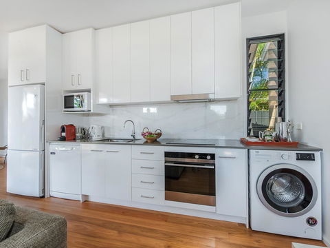 Sam's Buderim Mountain Guest House - Kempsey Accommodation 4