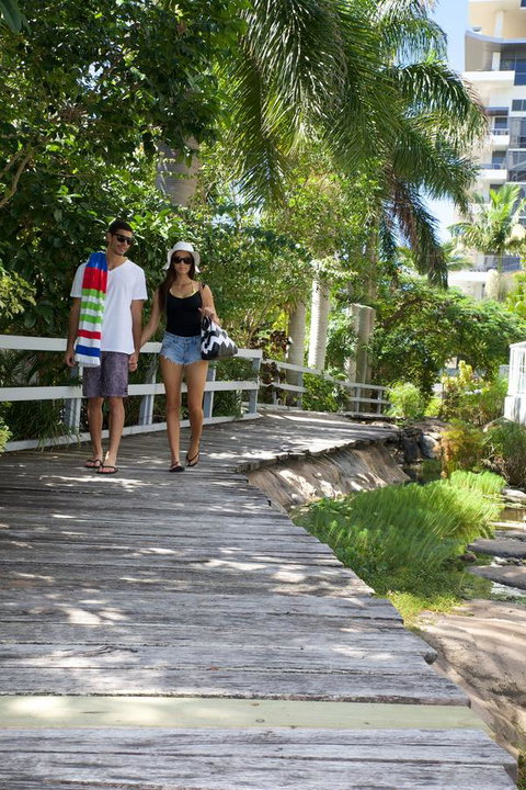 Surfers Mayfair - Kempsey Accommodation 7
