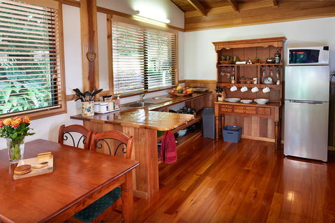 Sharlynn By The River - Kempsey Accommodation 7