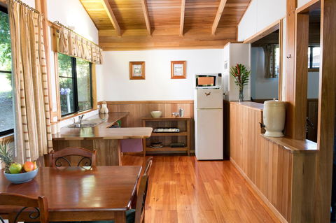 Sharlynn By The River - Kempsey Accommodation 44