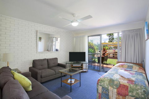 Regency Waterfront Noosa - Kempsey Accommodation 8