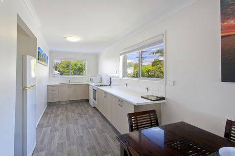 Regency Waterfront Noosa - Kempsey Accommodation 12