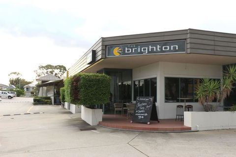Brighton Hotel - Kempsey Accommodation 0