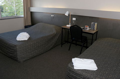 Brighton Hotel - Kempsey Accommodation 4