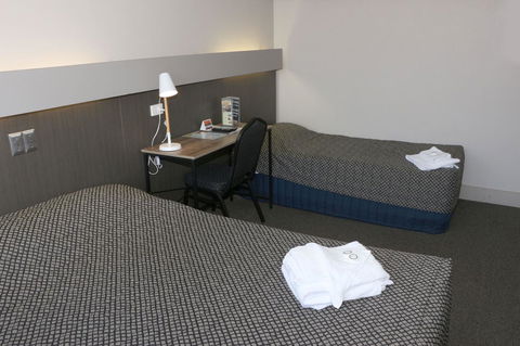 Brighton Hotel - Kempsey Accommodation 6