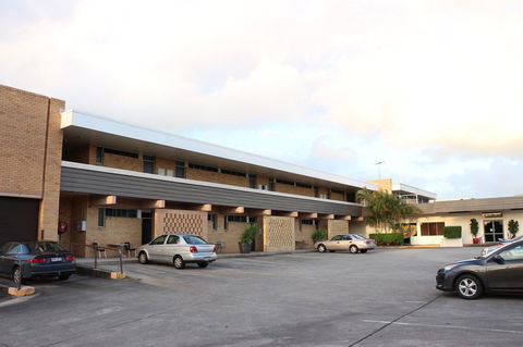 Brighton Hotel - Kempsey Accommodation 21
