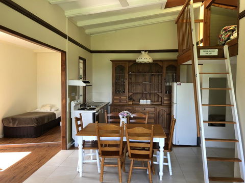 Montville Holiday Apartments - Kempsey Accommodation 13