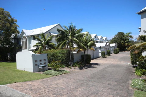 Waters Edge - Kempsey Accommodation 0