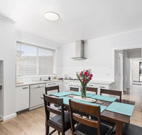 Wattle Grove Villa - Kempsey Accommodation