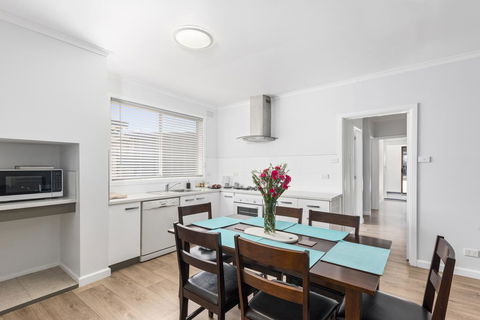 Wattle Grove Villa - Kempsey Accommodation 0