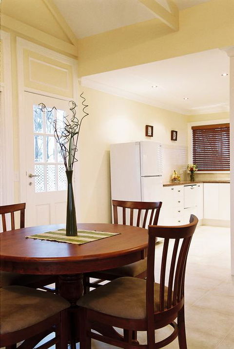 Waverley House Cottages - Kempsey Accommodation 3