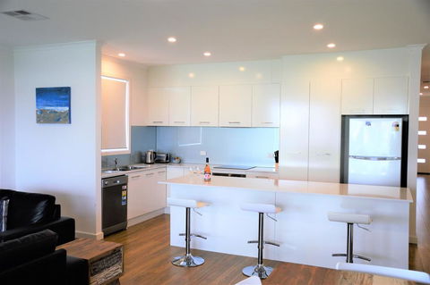 Western Breeze - Kempsey Accommodation 0