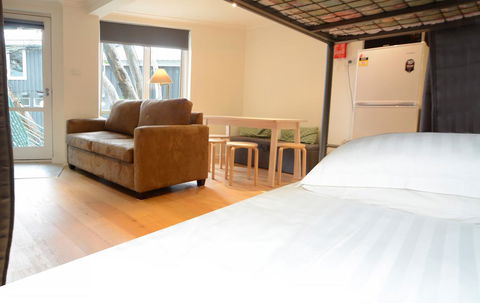 Whistler 8 Glacier - Kempsey Accommodation 1