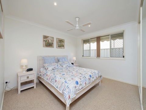 White Horses, 7A Achilles Street - Kempsey Accommodation 3