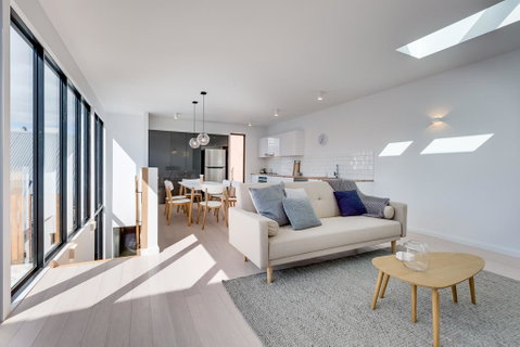 White Room Apartments - Kempsey Accommodation 0