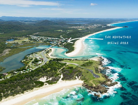 White Waves On The Beach - Kempsey Accommodation 0