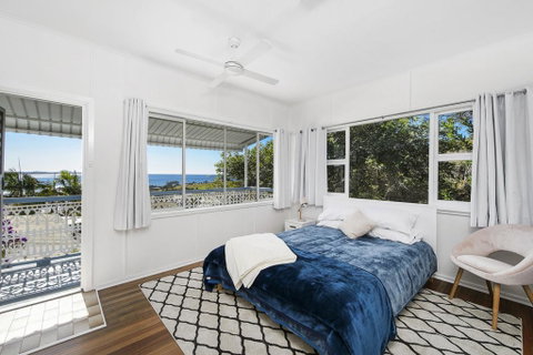 Whitecaps, 26 East Street - Kempsey Accommodation 1