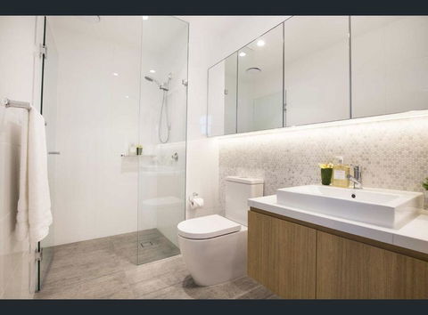 Whitehorse Tower - Kempsey Accommodation 1