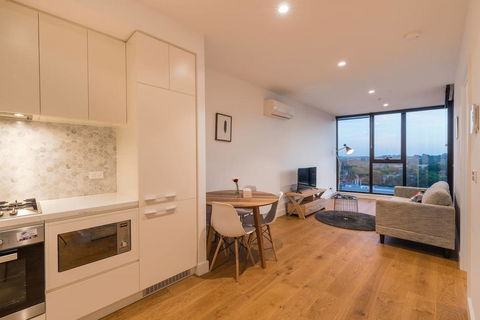 Whitehorse Tower Deluxe 1 Bedroom With View - Kempsey Accommodation 3