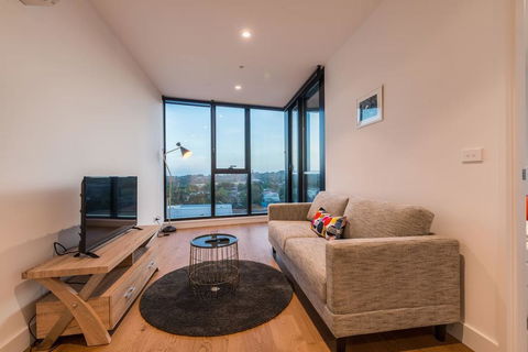 Whitehorse Tower Deluxe 1 Bedroom With View - Kempsey Accommodation 0