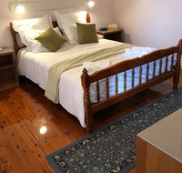 Wine Country drive Guest House