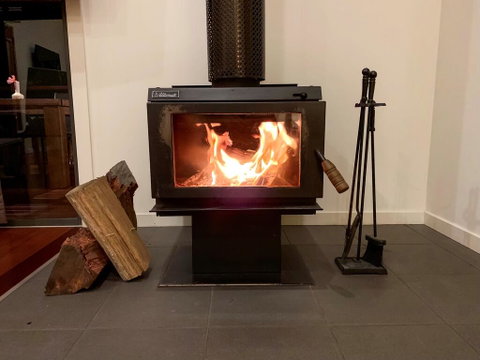 Witches Falls Cottages - Kempsey Accommodation 1