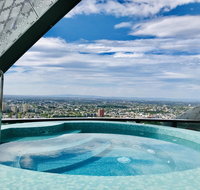 Wonderful One-Bedroom Apartment in Melbourne CBD
