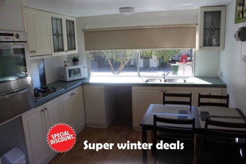Wonky Stables Holiday Park - Kempsey Accommodation 0