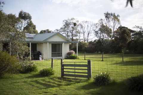 Woongara Cottage - Pet Friendly Country Retreat - Kempsey Accommodation 0