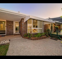 Woorim Secluded Palms Cottage - Kempsey Accommodation