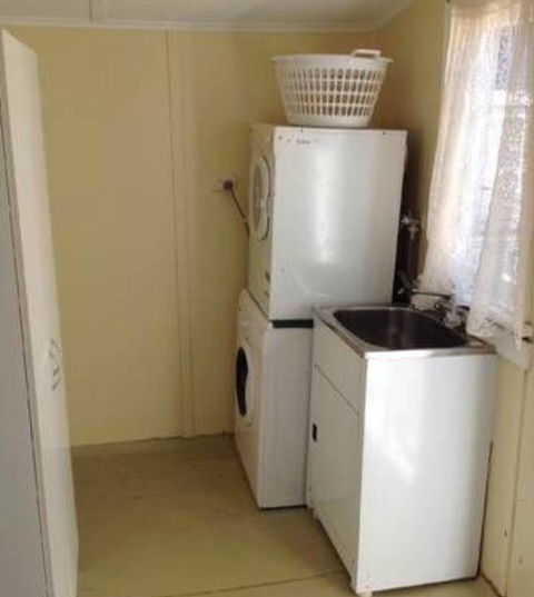 Wylie Stays - Kempsey Accommodation 3