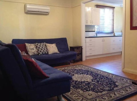 Wylie Stays - Kempsey Accommodation 0