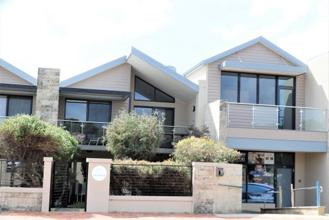 Yallingup Beach Resort - Kempsey Accommodation 1
