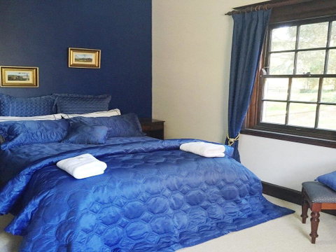 York Cottage - Grand Gate House And Enchanting Gardens - Kempsey Accommodation 3