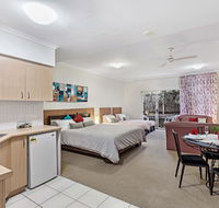 Zenith Studio Unit 3/10 Messines Street - Kempsey Accommodation