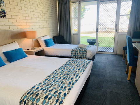 Zorba Waterfront Motel - Kempsey Accommodation 2