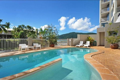 AirliediseNO Hills5min Walk 2 Port Of Airlie/Ferry TerminalWiFiNetflix - Kempsey Accommodation 2
