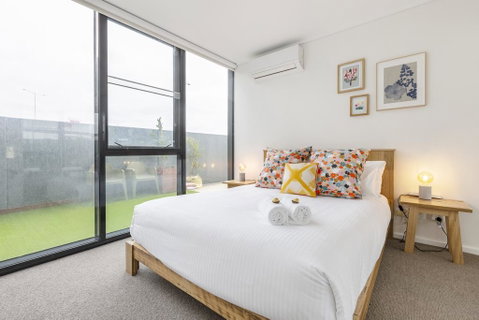 Of SouthbankLight Filled ApartmentHUGE Private Terrace With City ViewsParkingPoolGymWiFi - Kempsey Accommodation 3