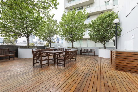 Of SouthbankLight Filled ApartmentHUGE Private Terrace With City ViewsParkingPoolGymWiFi - Kempsey Accommodation 0