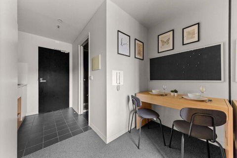 A Cozy Studio Near The University Of Melbourne - Kempsey Accommodation 2