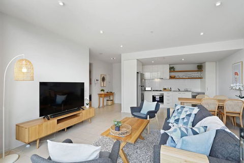 A River-side 2bdm Footscray Oasis + Parking - Kempsey Accommodation 1