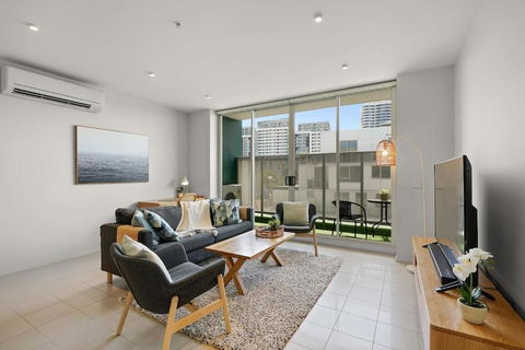A River-side 2bdm Footscray Oasis + Parking - Kempsey Accommodation 4
