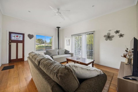 Abbott Abode - Kempsey Accommodation 3