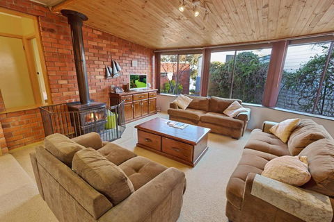 Above Sunset - Kempsey Accommodation 0